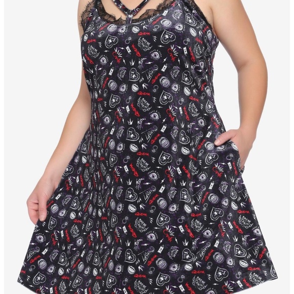 Her Universe Disney Cruella Icon Toss Velvet Strappy Dress Plus Size 5X - Picture 3 of 9